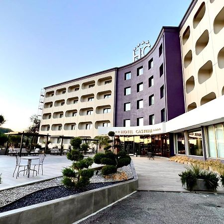 Hotel & Residence Castelli Монтеккіо-Мадджоре Екстер'єр фото